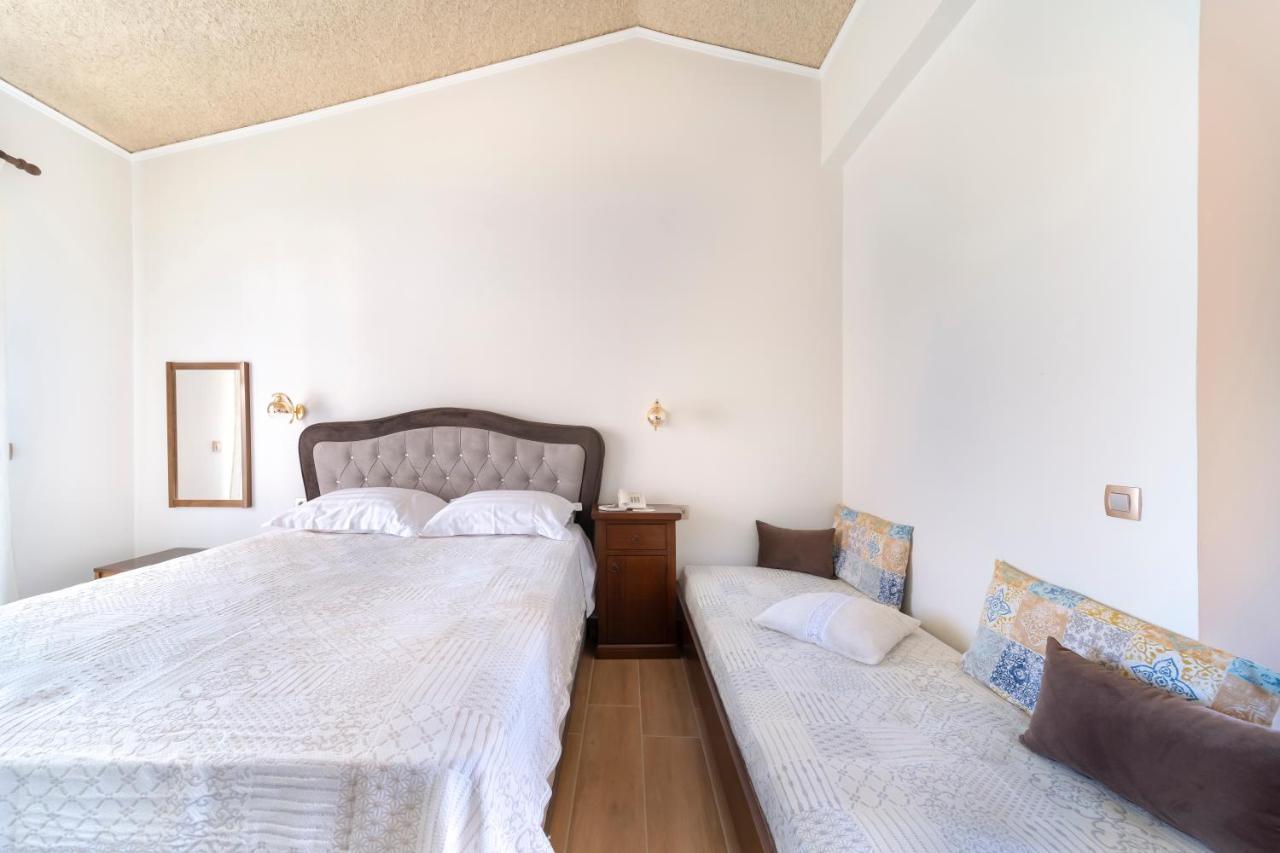 Hotel Agia Markella 3*